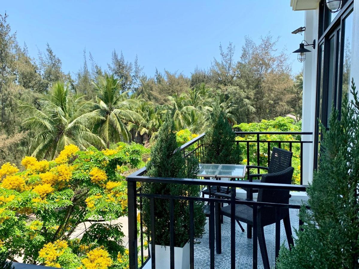 King Suite Sea View