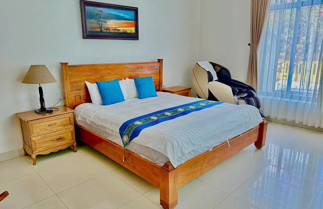 Santa Sea Villa Hoi An-1